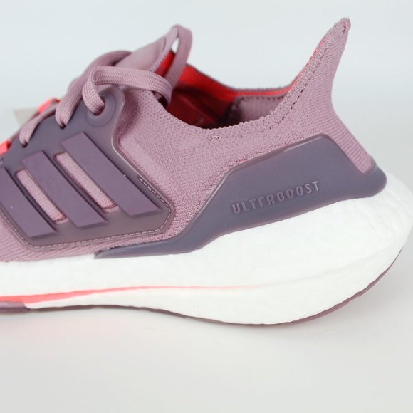 New Adidas Ultraboost 22 Running Sneaker - Picture 13 of 15